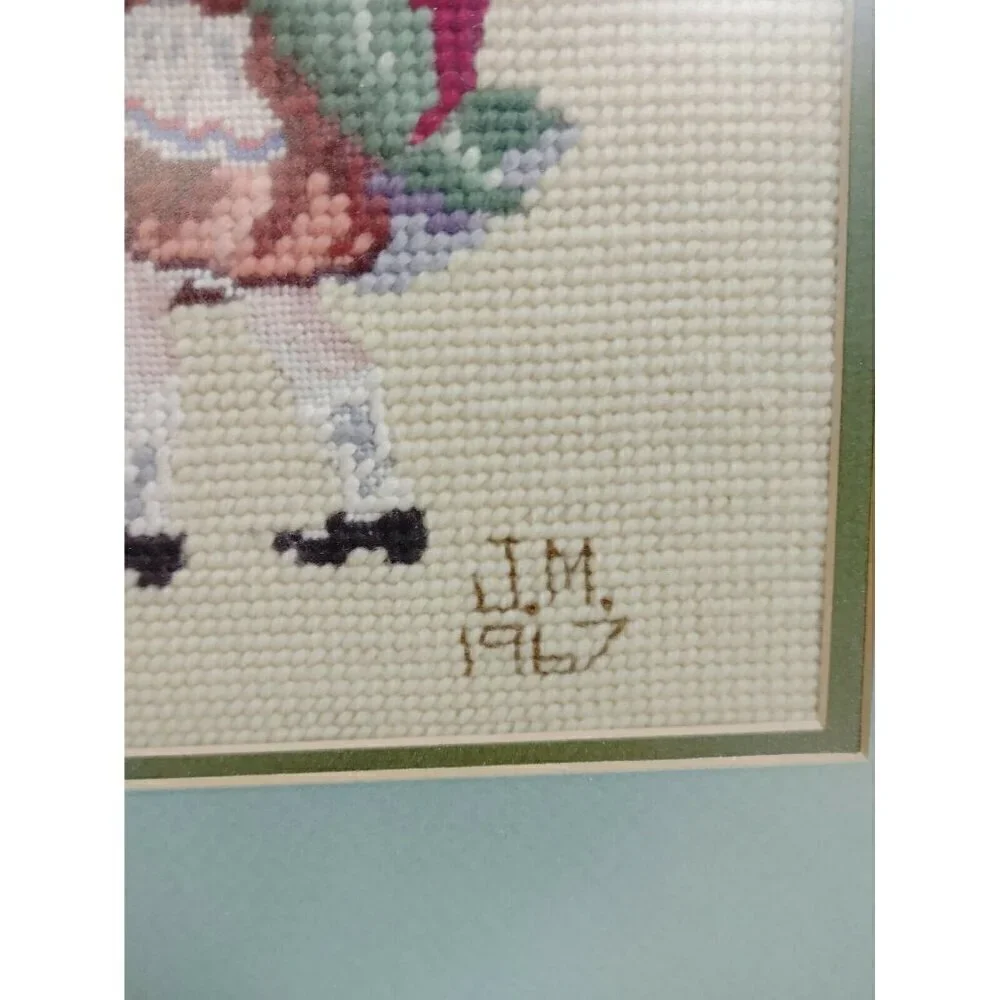 Boy Play with Dog Girl Walk with Umbrella Wall Hanging Frame Needlepoint Set 2
